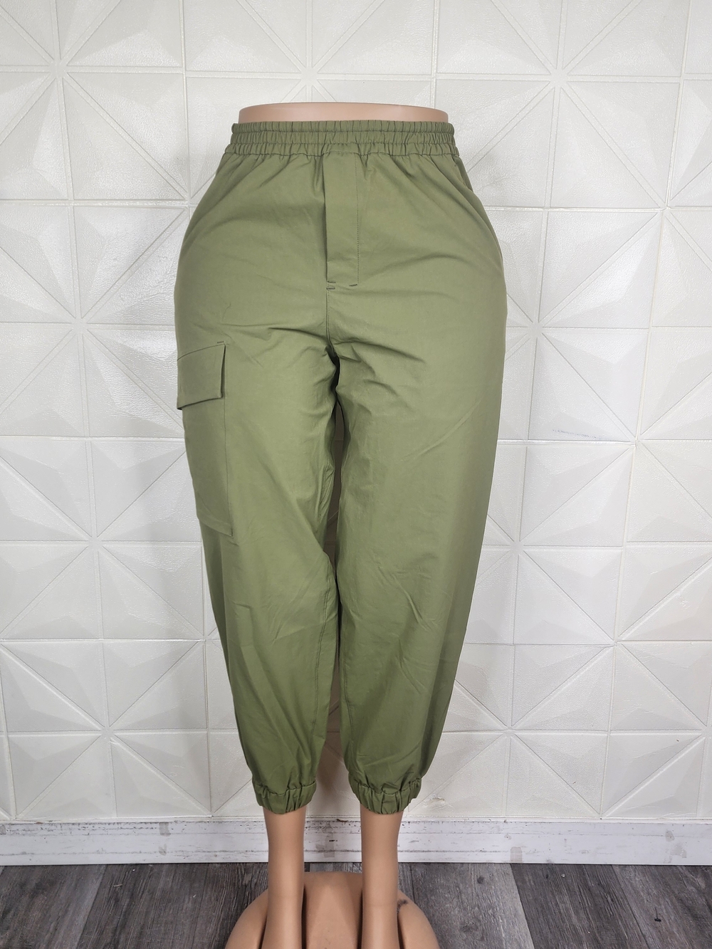 Lululemon Lab Cargo Pocket High-Rise Jogger - Picture 1 of 8